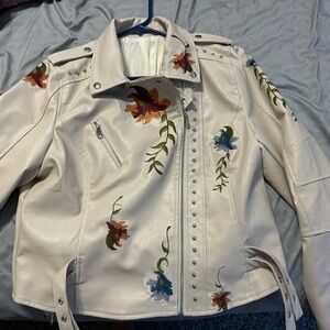 Floral Embroidered Women's Leather Jacket